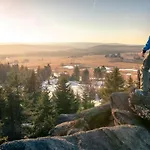 Goldhuebel Otel 3*