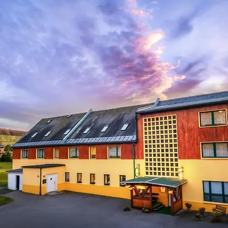 Goldhuebel Hotel 3*