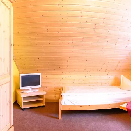 Hotel Goldhuebel 3*