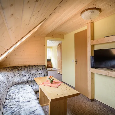 Goldhuebel نيوهاوسين