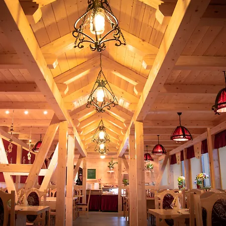 فندق Goldhuebel 3*