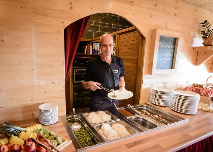 Goldhuebel Отель