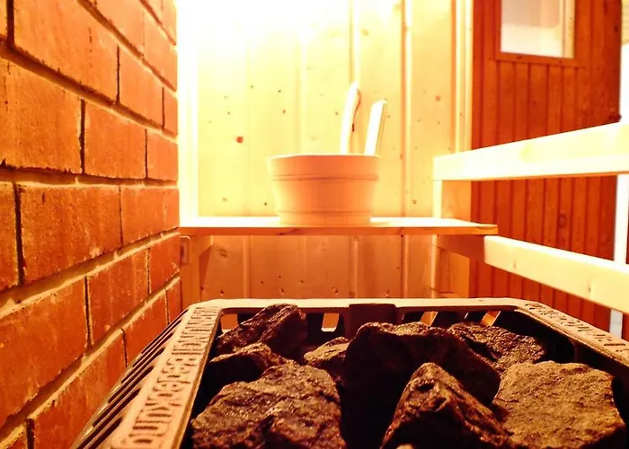 Отель Goldhuebel 3*