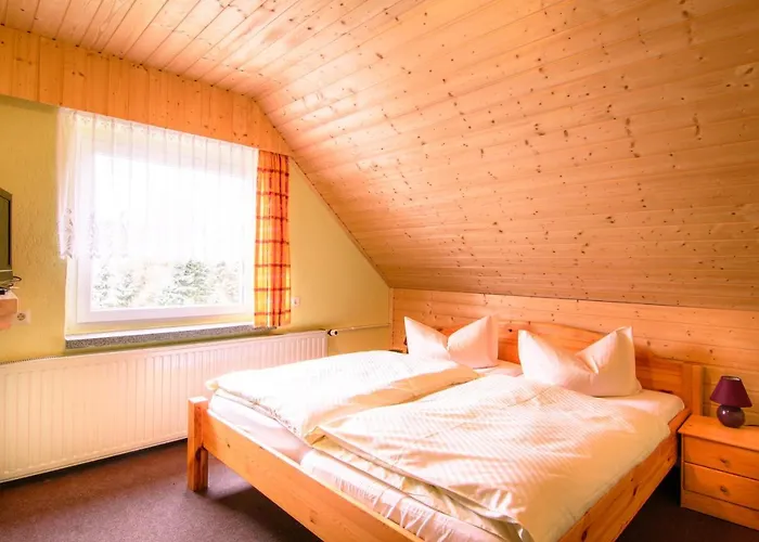 Goldhuebel Отель