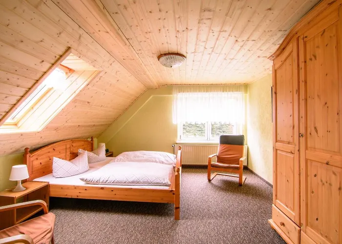 Goldhuebel 3* Нойхаузен