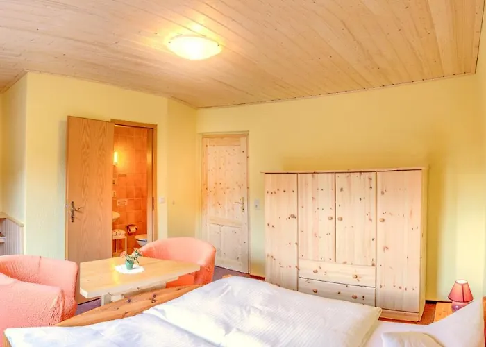 Goldhuebel 3* Нойхаузен