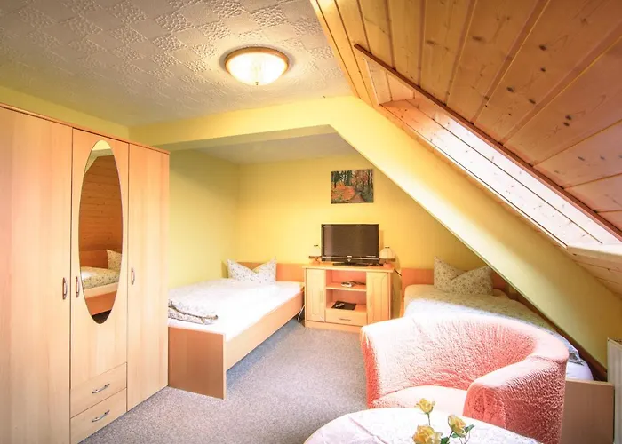 Goldhuebel Нойхаузен