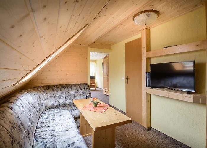 Goldhuebel Нойхаузен